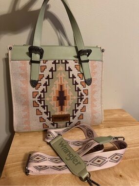 Wrangler Southwestern Aztec Tote Purse crossbody satchel mint sage green
